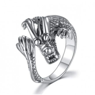 Shining Saphira Dragon Silver Ring
