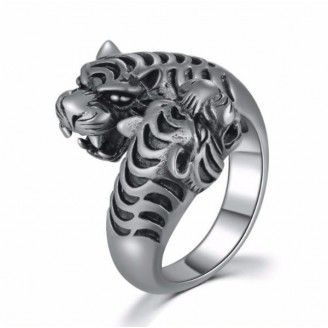 Stelmaria Snow Leopard Silver Ring