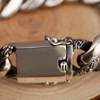 Gourmette Leaf Silver Chain Luxury Bracelet