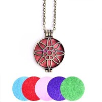Antique Aroma Diffuser Necklace [18 Variants]
